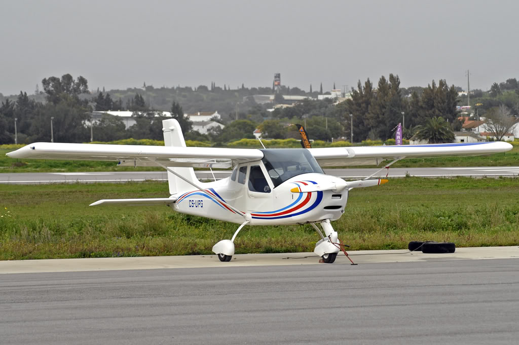 Aircraft 1-3 passengers